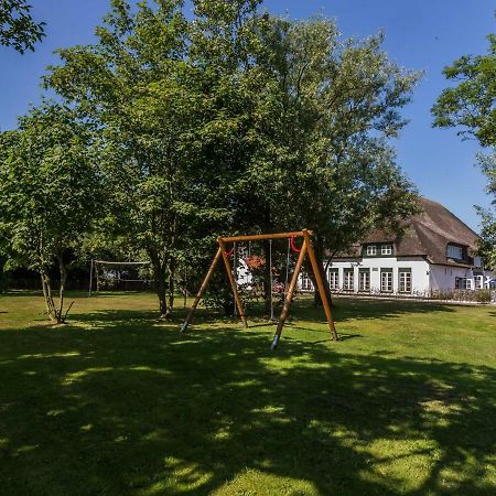 Great Farmhouse In De Cocksdorp With Garden Exterior foto